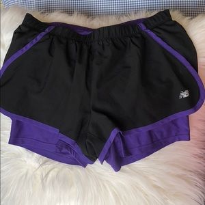 New Balance Women’s black athletic short